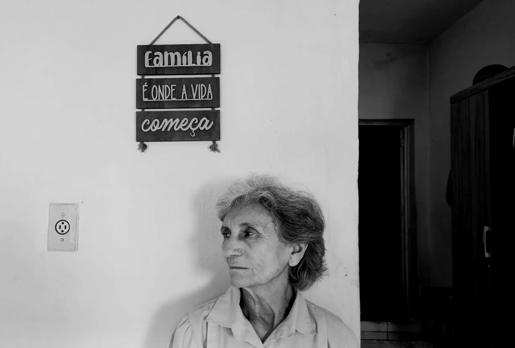 Descobri feridas que ainda sangram na minha mãe ao entrevistá-la